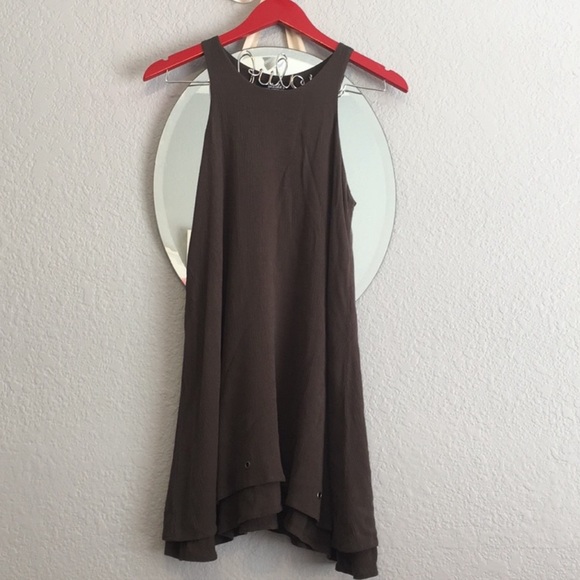 Lulu’s Olive green dress - Picture 5 of 8